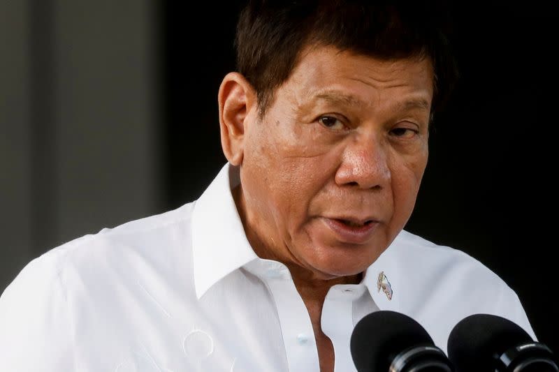 Uma facção rival do partido no poder nas Filipinas está tentando destituir Duterte do cargo de Presidente do Conselho