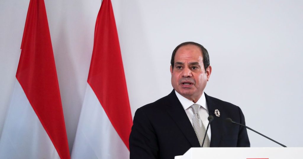 O presidente egípcio Sisi põe fim ao estado de emergência pela primeira vez em anos