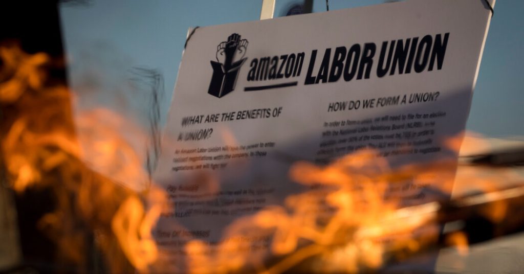 Votação do Amazon Consortium para armazéns em Staten Island supera obstáculo