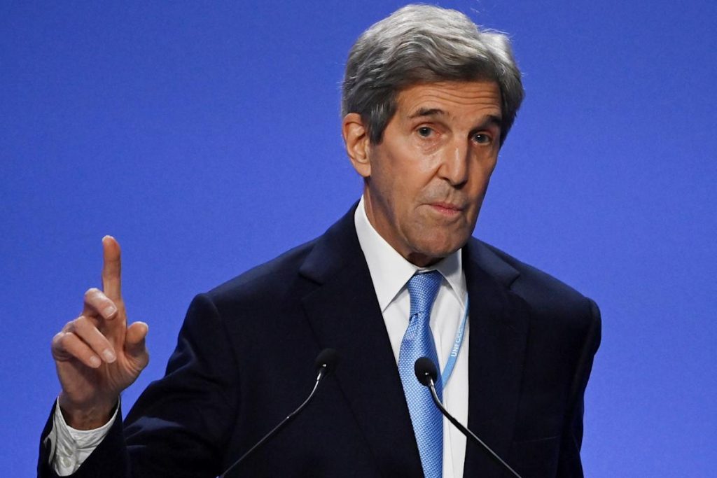 John Kerry prevê que os EUA 'não terão carvão' em 2030, mas novo relatório levanta dúvidas