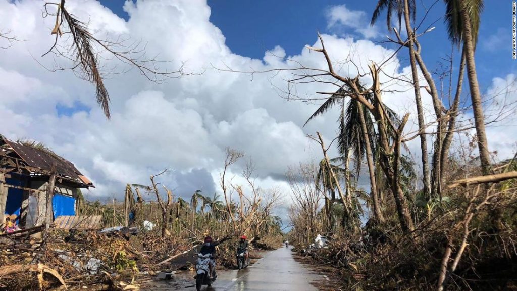 Tufão nas Filipinas: o número de mortes causadas pelo Super Typhoon Ray (Odette) aumenta à medida que as áreas permanecem sem ajuda