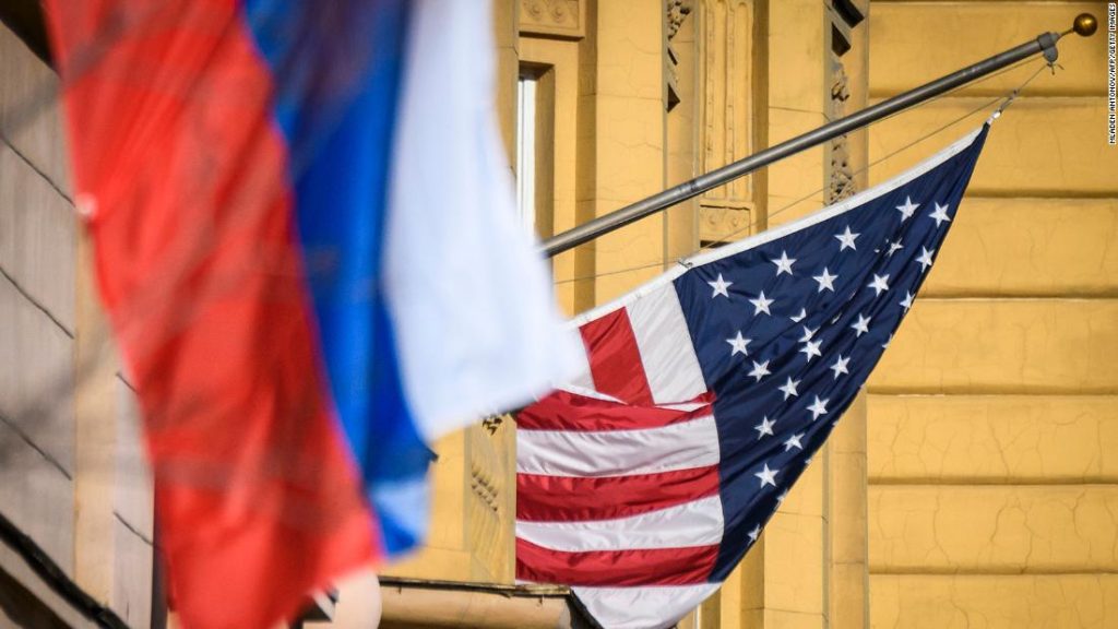 Os Estados Unidos e a Rússia discutirão a Ucrânia e questões de segurança no próximo mês
