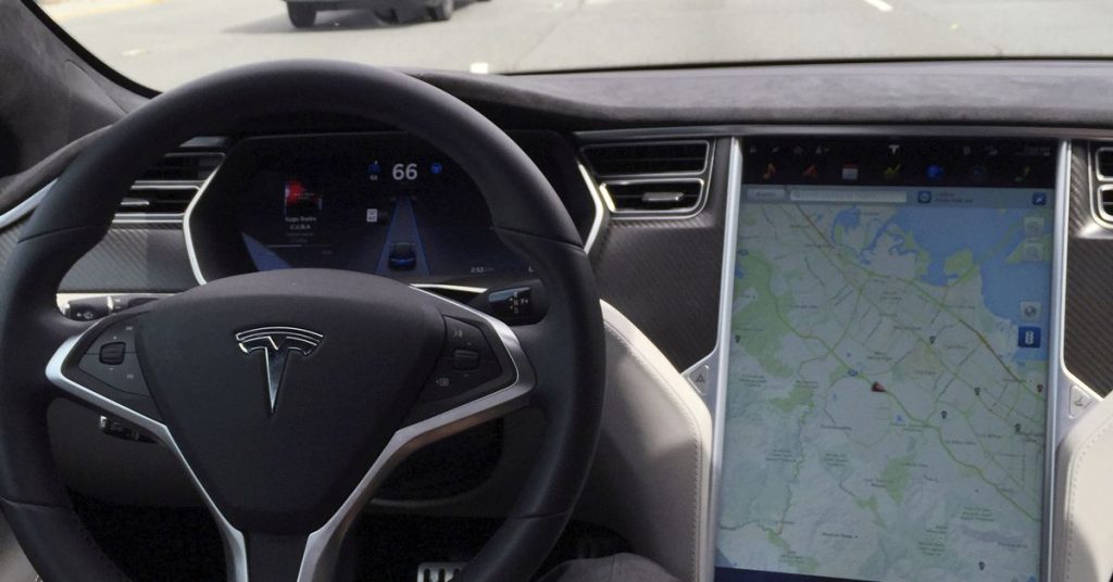 As apostas de Musk na Tesla: robôs parecidos com humanos e carros autônomos