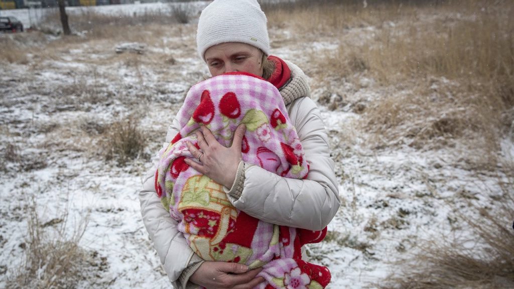 Notícias da Ucrânia: As principais cidades polonesas estão ficando sem lugares para refugiados