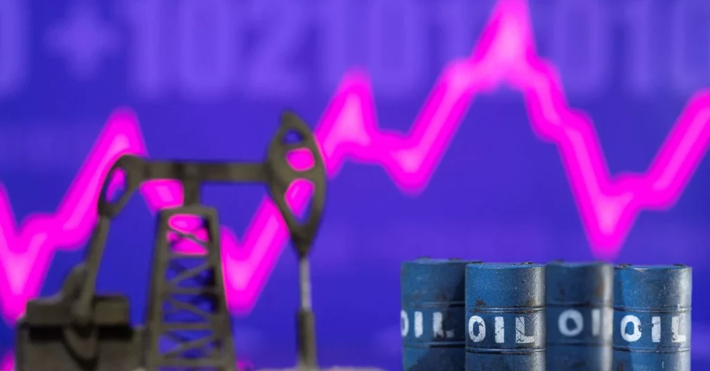 Preços do petróleo disparam à medida que conflito na Ucrânia aumenta preocupações com oferta