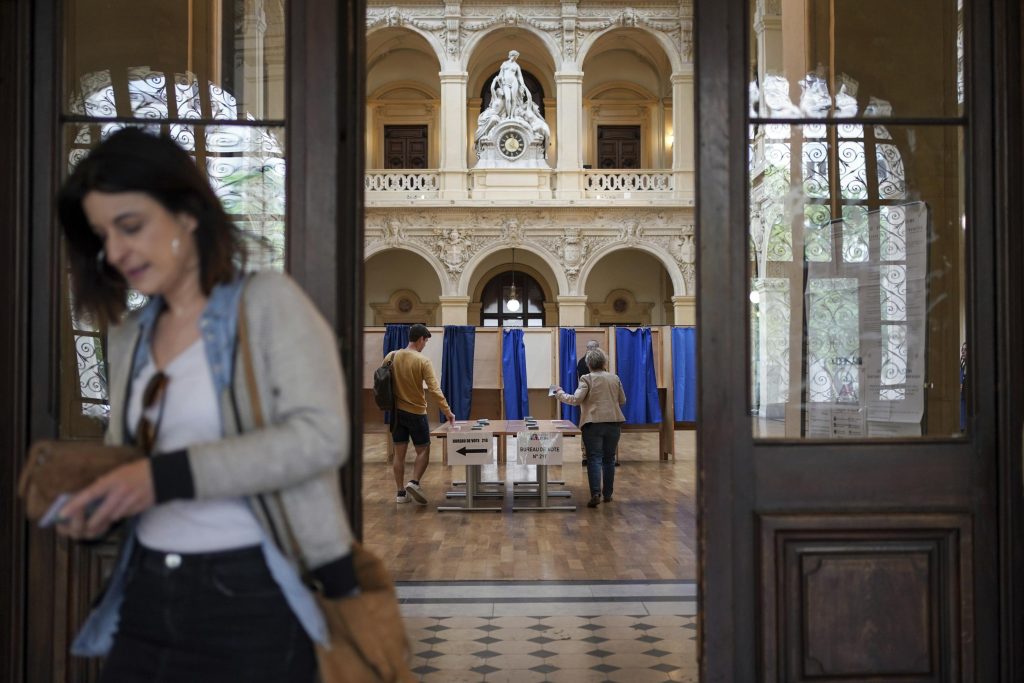 Eleições francesas 2022: eleitores escolhem entre Macron e Le Pen