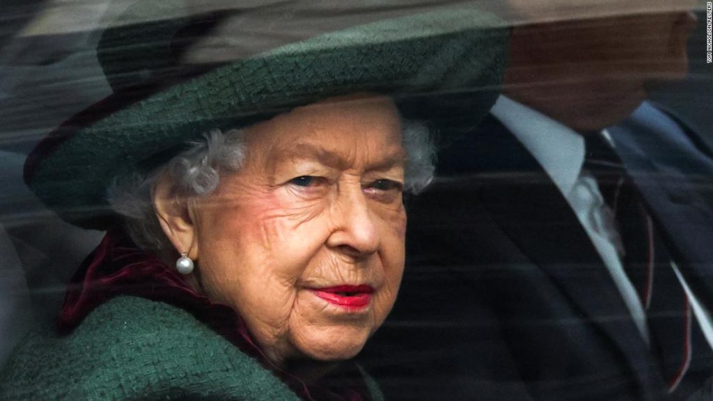 Palácio de Buckingham diz que rainha Elizabeth não abrirá o Parlamento do Reino Unido este ano