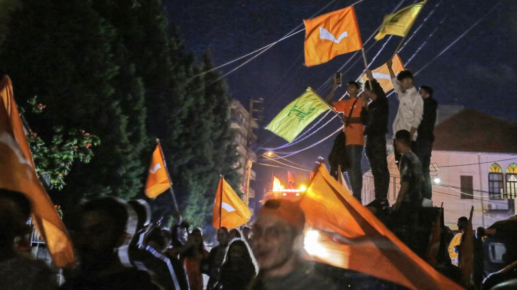 Eleitores libaneses atacam aliados do Hezbollah