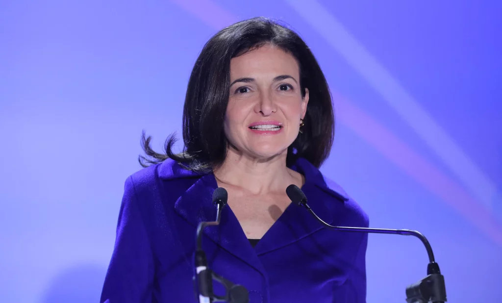 A morte de Sheryl Sandberg, COO do Facebook, marca o fim de uma era para as mulheres na tecnologia