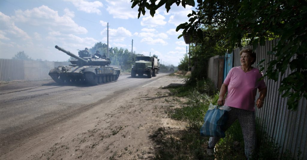 Notícias da guerra na Ucrânia: Rússia toma mais terras à medida que se aproxima do controle total de Luhansk