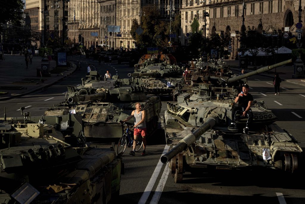 Ucrânia se prepara para lançar ataques violentos no Dia da Independência