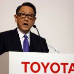 Chefe da Toyota diz que proibição de carros movidos a gasolina na Califórnia será ‘difícil’ de cumprir
