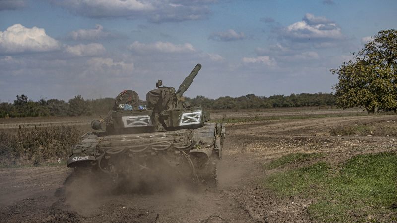 Kherson: Rússia ajuda a evacuar civis da área ocupada enquanto a Ucrânia obtém ganhos