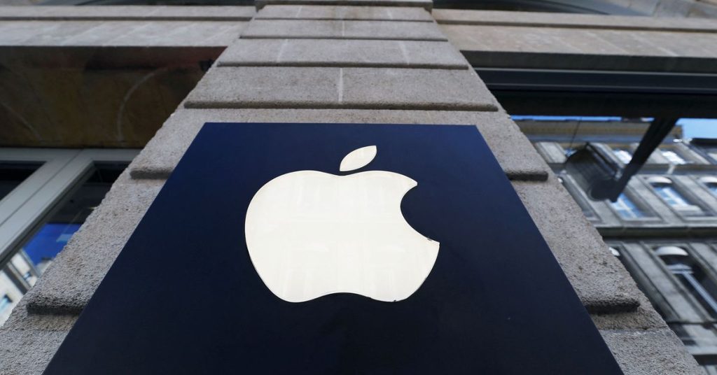 Lucros da Apple disparam à medida que a crise econômica afeta a tecnologia