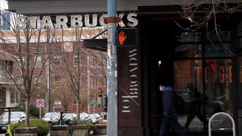 A Starbucks fecha o primeiro local de votação sindical de Seattle. 
