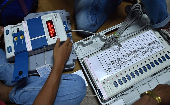 Resultados eleitorais, Bypolls Council em 7 assentos em 6 estados: disputa acirrada em Telangana, BJP lidera em 4 estados nas principais pesquisas: 10 pontos