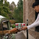Fãs da Starbucks furiosos com novo sistema de gorjetas ‘embaraçoso’