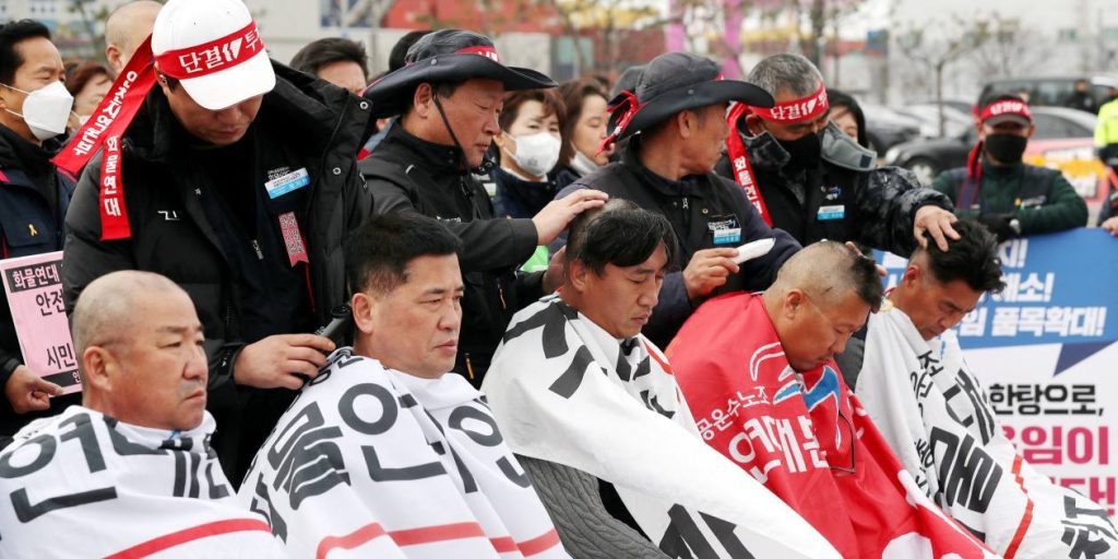 Yoon na Coreia do Sul está se preparando para expandir o sistema de retorno ao trabalho em meio à greve